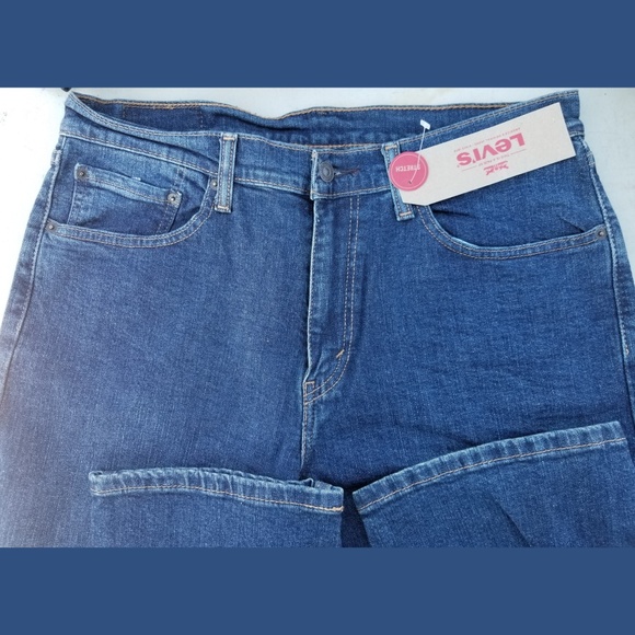 Levi Strauss  505 Men's Jeans - Picture 2 of 6